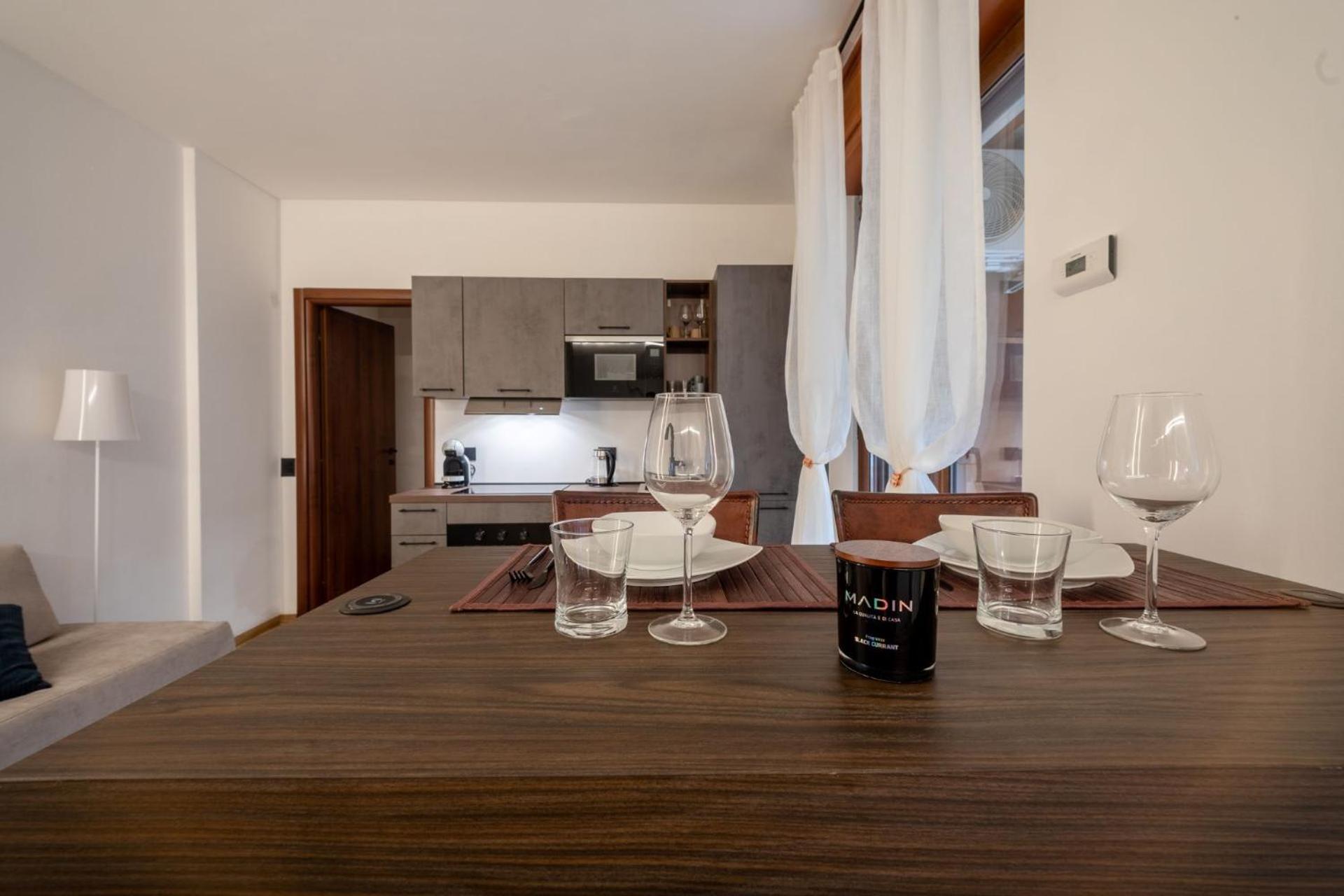 N8 Urban Loft Apartment Verona Bagian luar foto